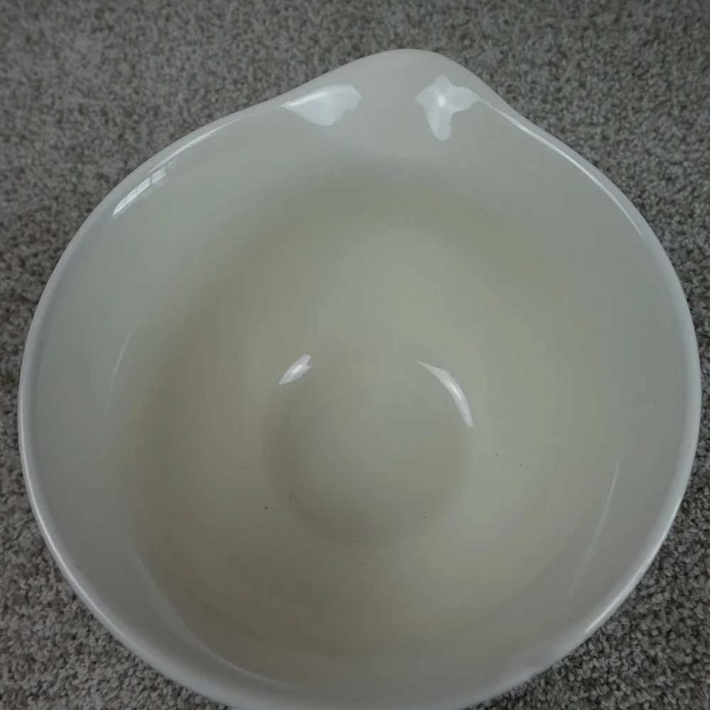 The Bake Shop Cream Ceramic Mixing Bowl Embossed Pine Trees Pour Spout Handle